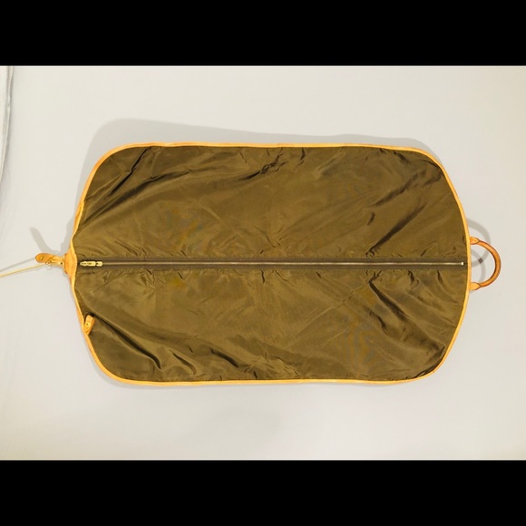 Louis Vuitton Garment Bag - Picture 2 of 8
